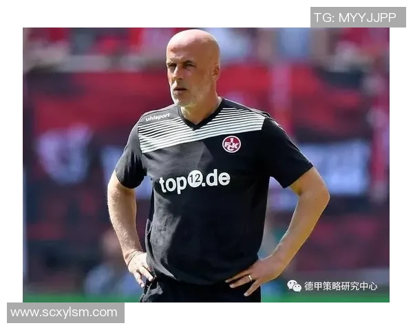 肥伦秀独家采访足球明星揭秘他们背后的故事与梦想