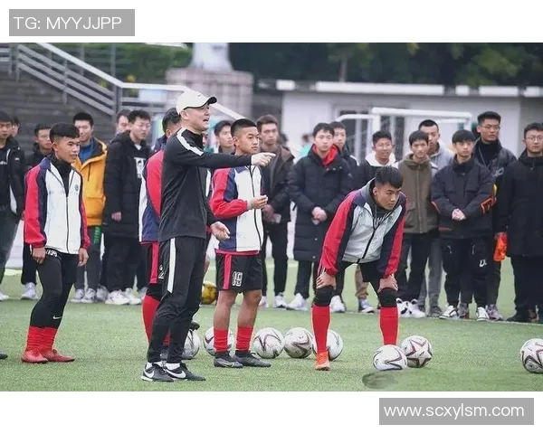 足球明星慷慨解囊向中国捐助助力青少年足球发展与公益事业